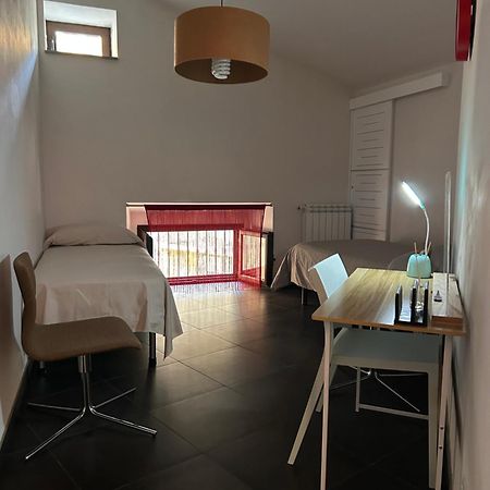 Elegante Appartamento Privato In Palazzo Storico Del XVIII - Pieno Centro Nicosia Exterior foto